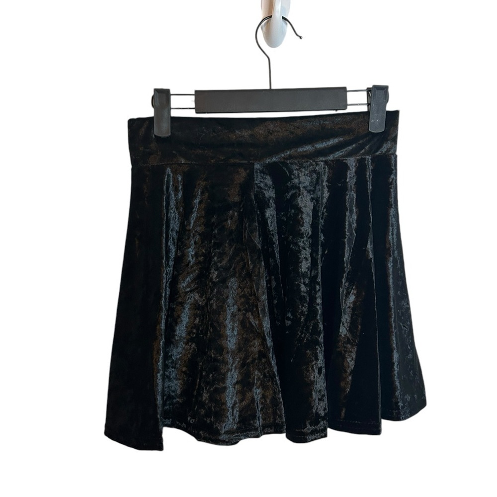 NWT Urban Coco Black Velour Mini Skater Skirt